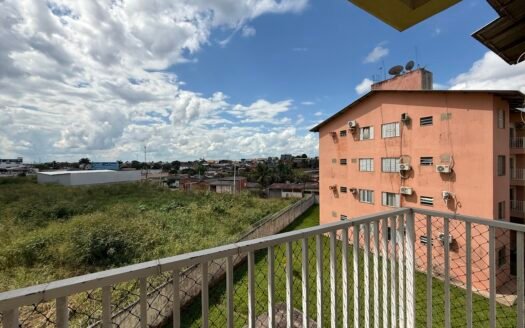 Apartamento no Condomínio Araçá