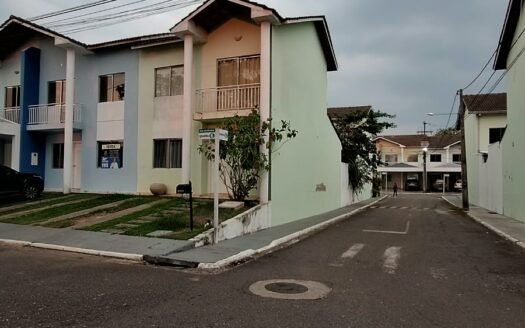 CASA DUPLEX A VENDA NO RIVIERA