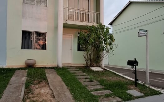 CASA DUPLEX A VENDA NO RIVIERA